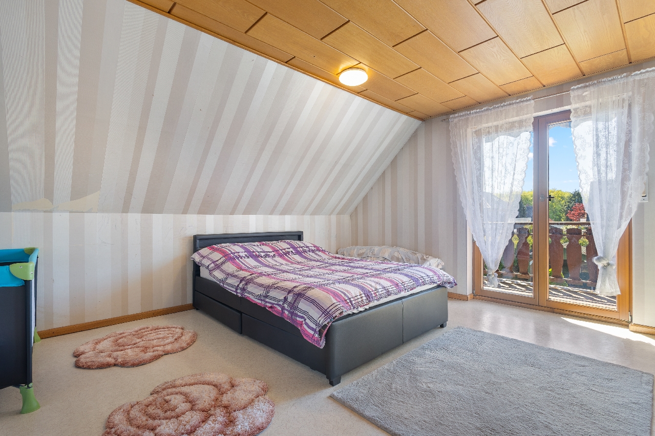 Schlafzimmer 1 Dachgeschoss